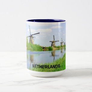 KINDERDIJK, NEDERLAND TWEEKLEURIGE KOFFIEMOK