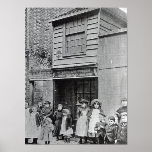Kinderen buiten de werkplaats van John Pounds Poster (Voorkant)