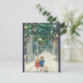  kinderen die door kerstbomen lopen feestdagenkaart (Staand voorkant)