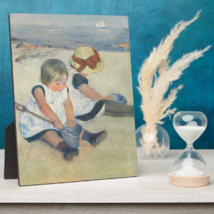 Kinderen die op het strand spelen, 1884 fotoplaat