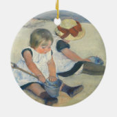 Kinderen die op het strand spelen, 1884 keramisch ornament (Achterkant)