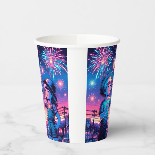 Kinderen die vuurwerk houden op 4 juli papieren bekers (Links)