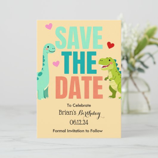 Kinderen Dino Verjaardagsfeest Save The Date Kaart (Staand voorkant)
