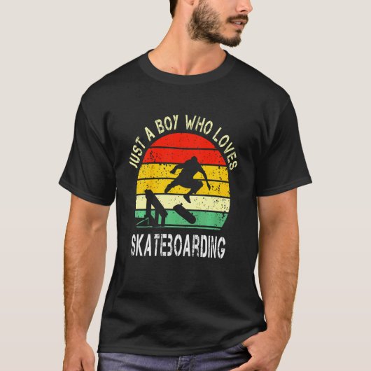 Kinderen gewoon een jongen die van Skateboarden h T-shirt (Voorkant)