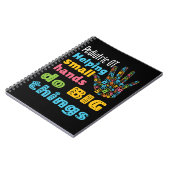 Kinderen helpen kleine handen grote dingen te doen notitieboek (Linkerzijde)