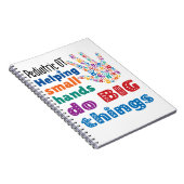 Kinderen helpen kleine handen grote dingen te doen notitieboek (Rechterzijde)