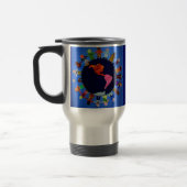 Kinderen in de buurt van de World Travel Mug: Reisbeker (Links)