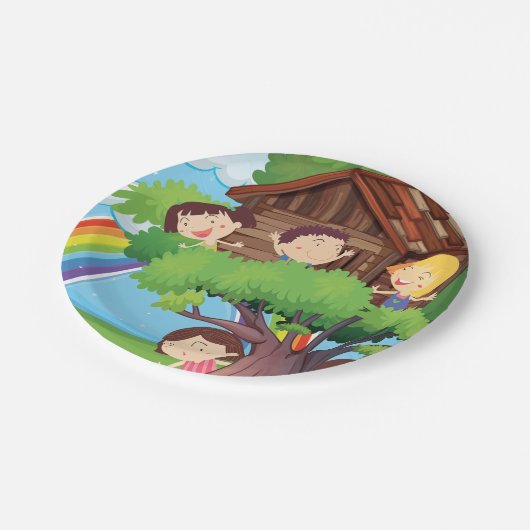 Kinderen in een Trehouse Papieren Bordje (Gekanteld)