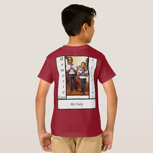 Kinderen in het houden van T-shirt (Achterkant volledig)