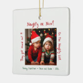 Kinderen op de ondeugende kerstlijst keramisch ornament (Links)