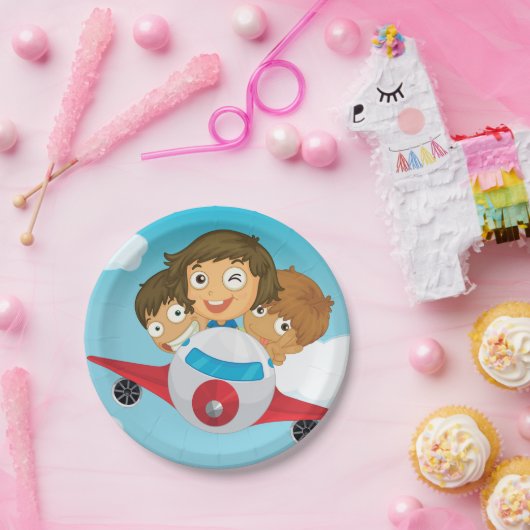 Kinderen op een vlak papieren bordje (Feest)