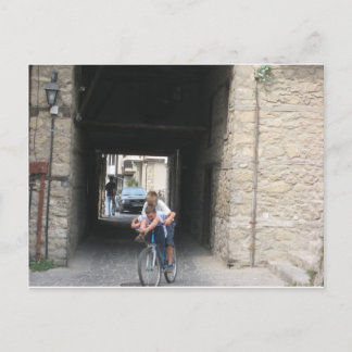 Kinderen op fietsen briefkaart