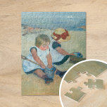 Kinderen op het strand | Mary Cassatt Jigzaag Puzz Legpuzzel<br><div class="desc">Children on the Beach (1884) van Mary Cassatt legt een teder moment vast van twee kinderen die aan zee spelen. Het schilderij heeft zachte, gedempte kleuren en zachte penseelstreken die de zorgeloze onschuld van de kindertijd weerspiegelen. Cassatt's impressionistische stijl brengt de rustige strandomgeving en de interactie van de kinderen tot...</div>