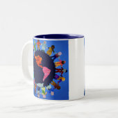 Kinderen over de hele wereld met een blauwe Mok (Voorkant links)