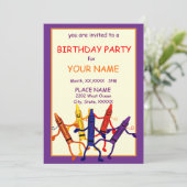 Kinderen van Birthday Party Crayon Design Uitnodig Kaart (Staand voorkant)