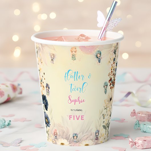 Kinderen van waterverf van feiharde tuinen papieren bekers