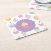 Kinderen verjaardagsfeestje cupcake pastel patroon kartonnen onderzetters (Schuin)