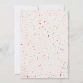 Kinderen verjaardagsfeestje taart en geschenken on kaart (Achterkant)