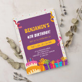 Kinderen verjaardagsfeestje taart en geschenken on kaart