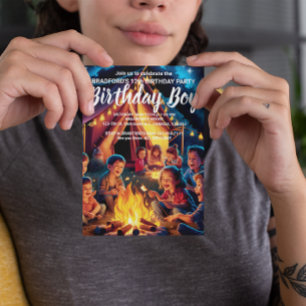 Kinderen verzameld rond kampvuur Verjaardag Uitnod Briefkaart