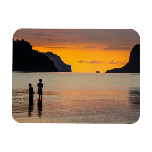 Kinderen vissen bij zonsondergang magneet (Horizontaal)