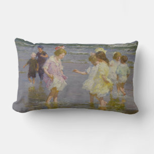Kinderen Waden op het strand (door E.H. Potthast) Kussen