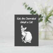 Kinderen worden overbelast, een kat met een sfonke briefkaart (Staand voorkant)