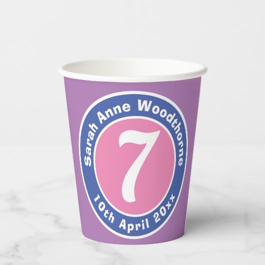 Kinderfeestdag feestdag met leeftijd papieren bekers (Achterkant)