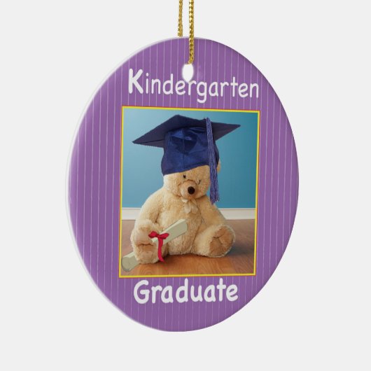 Kindergarten Afstuderen Teddy Bear op Paars Keramisch Ornament (Rechts)