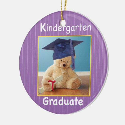 Kindergarten Afstuderen Teddy Bear op Paars Keramisch Ornament (Links)