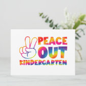 Kindergarten en kleurstof op de laatste dag van de kaart (Staand voorkant)