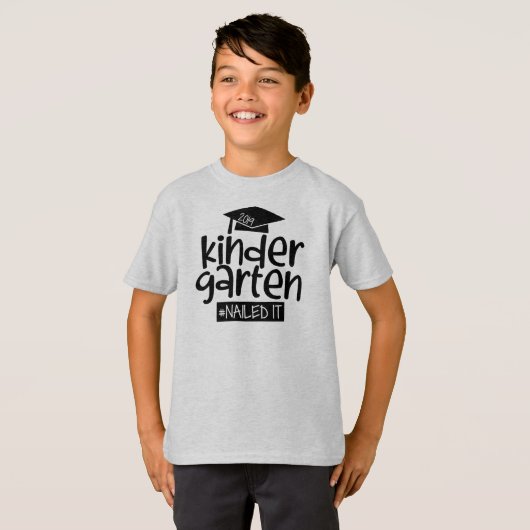 Kindergarten hebben het afgelopen schooljaar gered t-shirt (Voorkant volledig)