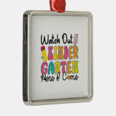 Kindergarten hier, kom ik halen. metalen ornament (Rechts)