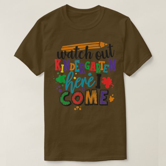 KINDERGARTEN HIER KOM IK Leerster. T-shirt (Design voorkant)