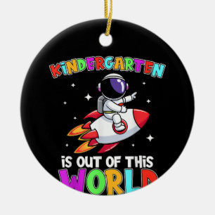 Kindergarten is niet van deze wereld outfit leraar keramisch ornament