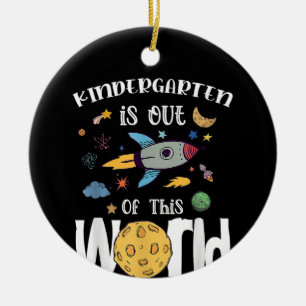 Kindergarten is uit deze wereld van de eerste dag, keramisch ornament