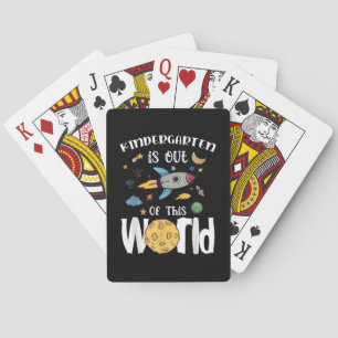 Kindergarten is uit deze wereld van de eerste dag, pokerkaarten