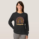 Kindergarten leraar Boho Rainbow Leopard print T-shirt (Voorkant volledig)