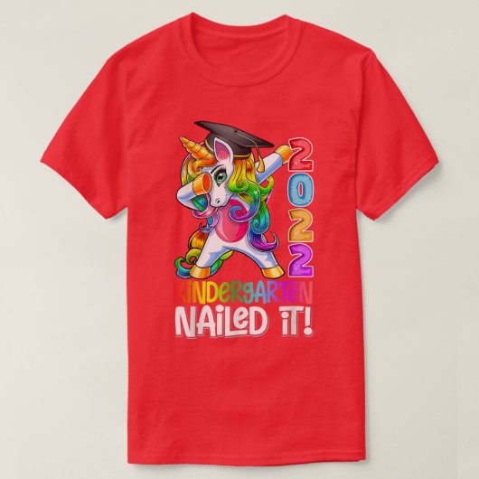 Kindergarten Nailed It Afstuderen Dabbing Unicorn T-shirt (Design voorkant)