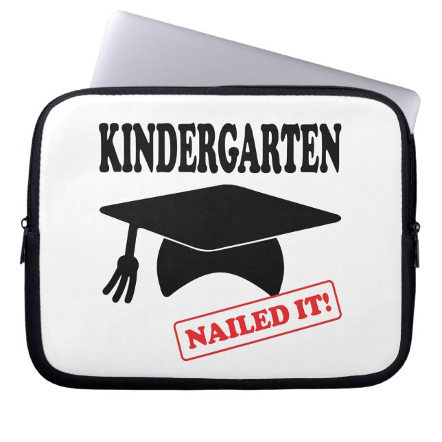 Kindergarten Nailed it Laptop Sleeve (Voorkant)