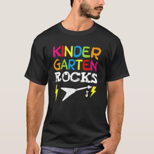 Kindergarten Rocks preschoolaar terug naar school T-shirt (Voorkant)