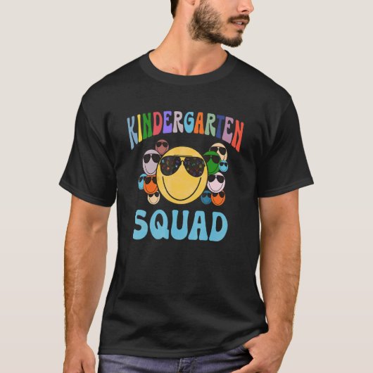Kindergarten Squad Welcome Back to School T-shirt (Voorkant)