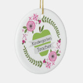 Kindergarten Teacher Green Apple Floral Wreath Keramisch Ornament (Rechts)