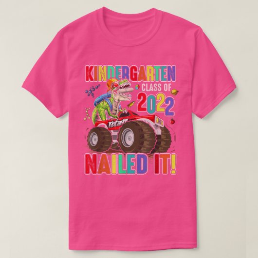 Kindergarten van afstuderen van 2022 op de nippen t-shirt (Design voorkant)