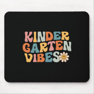 Kindergarten Vibes - Kinder Crew Retro First Day o Muismat