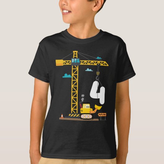 Kinderjongens van de vierde verjaardag met kraan e t-shirt (Voorkant)