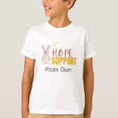 kinderkanker. Aangepaste #team naam Kinder T-Shirt (Voorkant)
