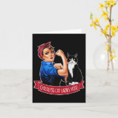 Kinderloze kattenvrouwen stemmen op Rosie de Rivet Kaart (Gele Bloem)