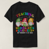 Kinderopleiding Gnomen op 22 februari 2022 F T-shirt (Design voorkant)