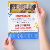 Kinderopvang Sjabloon voor Flyer met Afscheurbare (Hand)